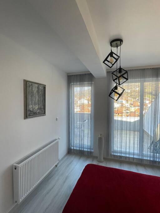 Penthouse With Castle View Lägenhet Prizren Exteriör bild